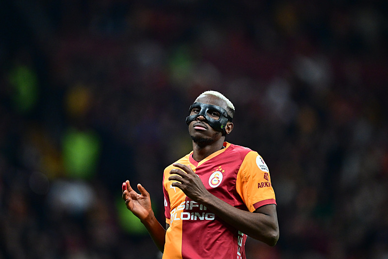 Galatasaraylı 4 yıldız Liverpool maçında izlenecek!