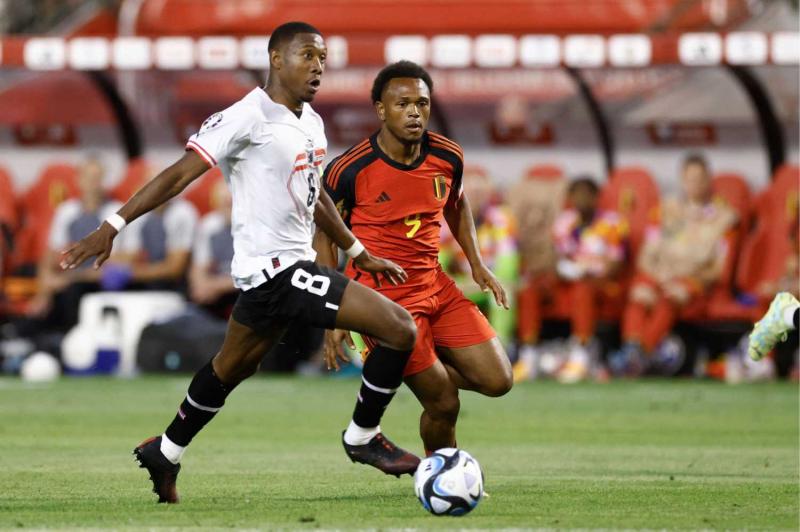 Fenerbahçe’ye transferde Lois Openda müjdesi!