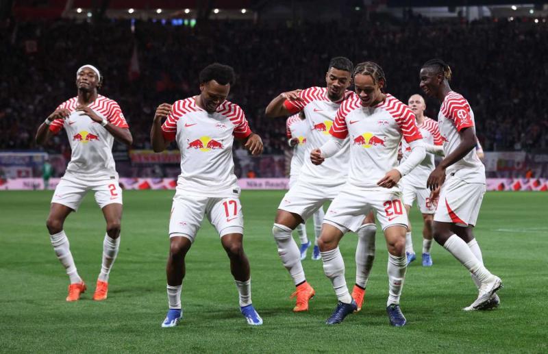 Fenerbahçe’ye transferde Lois Openda müjdesi!