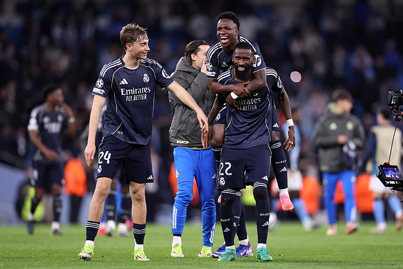 Fenerbahçe’nin transfer listesinde 3 dünya yıldızı var!