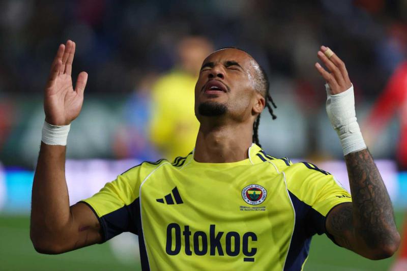 Fenerbahçe o 2 isimden servet kazanacak! İşte transfer planı