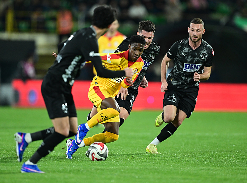 Galatasaray’dan flaş Asprilla kararı! Bonservisi alınacak mı?