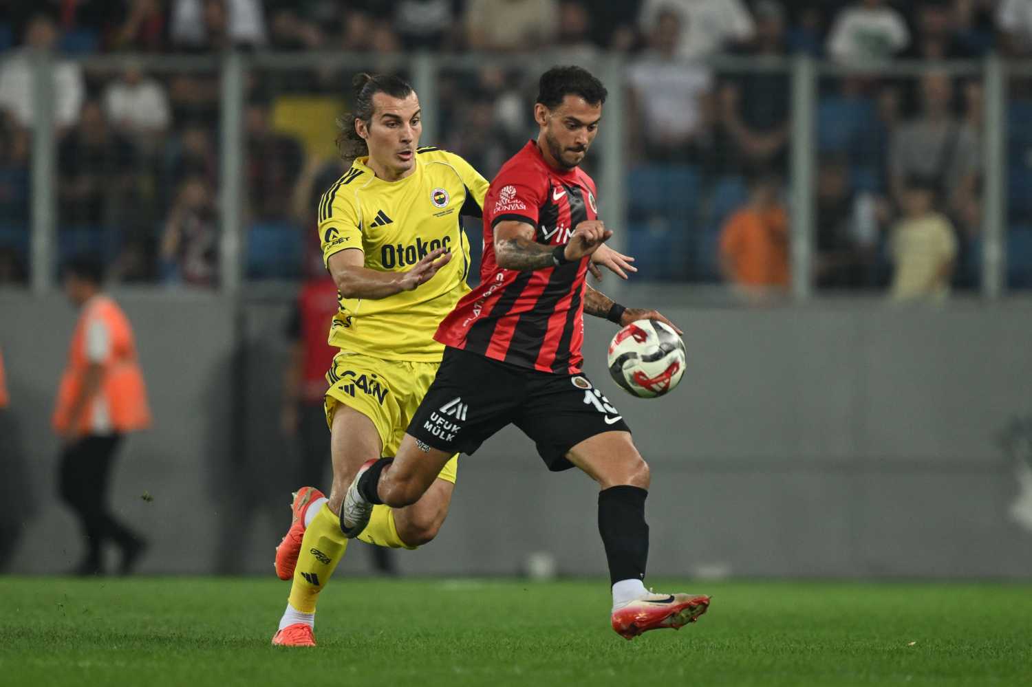 Fenerbahçe’de ayrılık kapıda! Sezon sonunda o isme veda edilecek