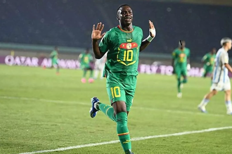 Fenerbahçe’de büyük şok! Genç yıldız adayı eski takımına döndü