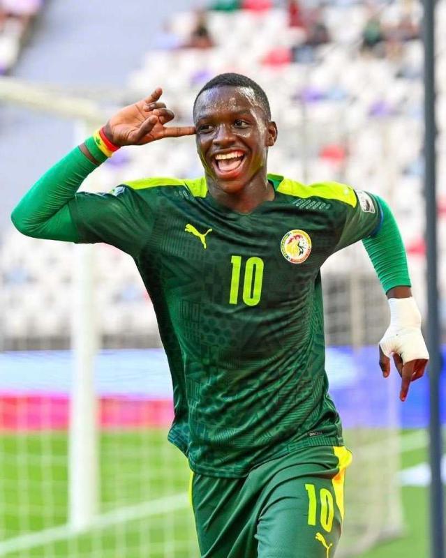 Fenerbahçe’de büyük şok! Genç yıldız adayı eski takımına döndü