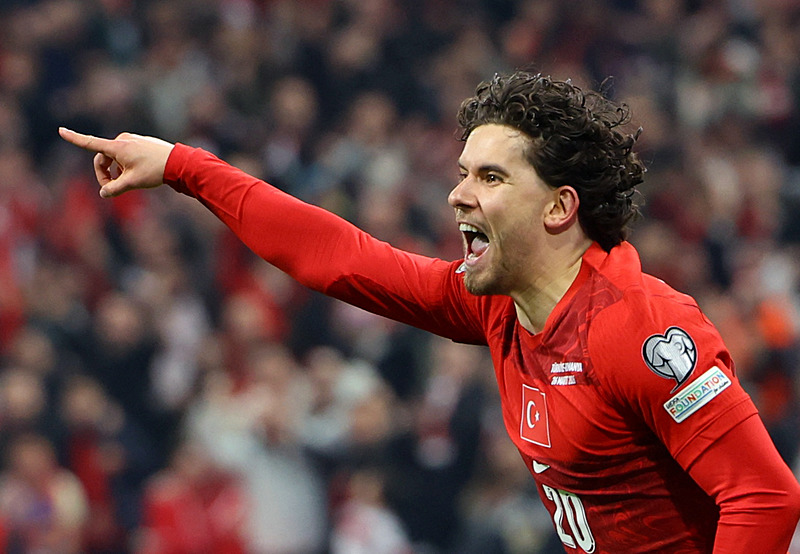 Ferdi Kadıoğlu’na Premier Lig devinden kanca!