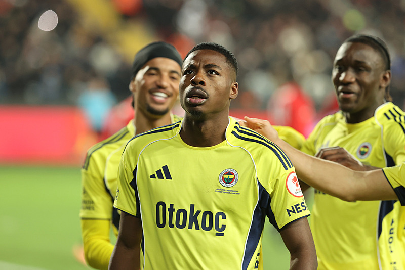 FENERBAHÇE HABERİ: Anthony Musaba’dan flaş transfer itirafı!