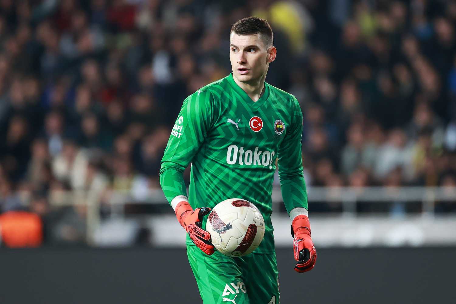 Livakovic bonservisiyle ayrılıyor! İşte Fenerbahçe’ye yapılacak teklif