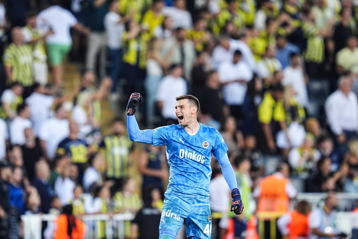 Livakovic bonservisiyle ayrılıyor! İşte Fenerbahçe’ye yapılacak teklif