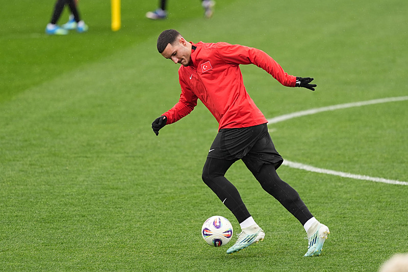 Galatasaray’dan bomba transfer! Bu hamle büyük ses getirir