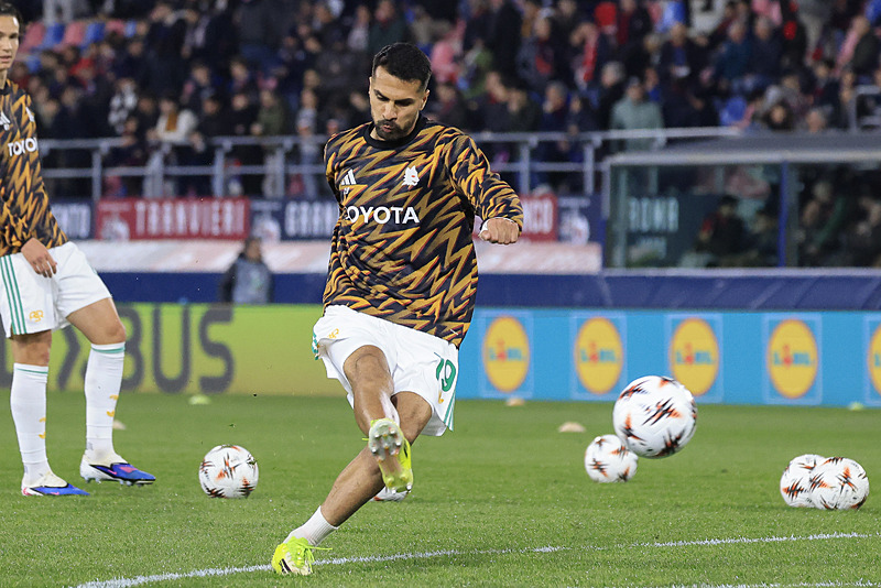 Galatasaray milli yıldız için devrede! Teklif ortaya çıktı