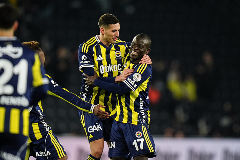 Fenerbahçe’de Kante’nin sözleşmesindeki bilinmeyen madde ortaya çıktı!