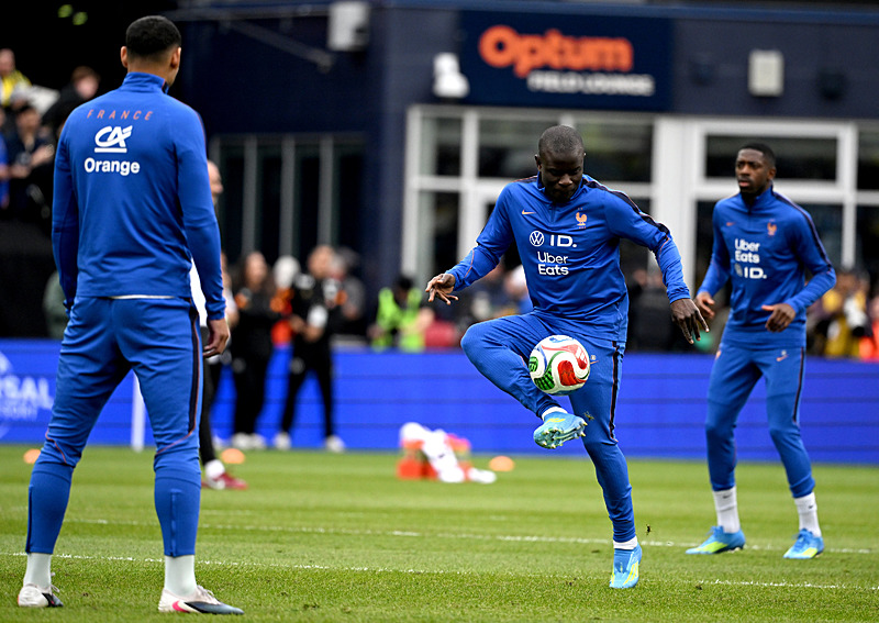 Fenerbahçe’de Kante’nin sözleşmesindeki bilinmeyen madde ortaya çıktı!