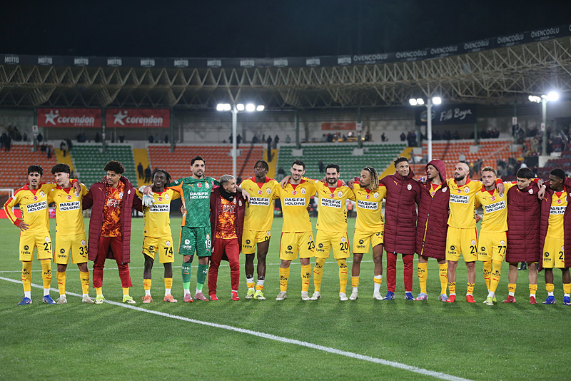 Galatasaray’a Koopmeiners’ten güzel haber! Transferde ilginç detay