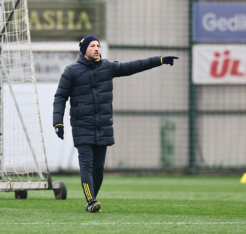 Fenerbahçe’de forvet için sürpriz aday!