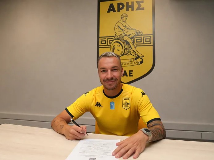 Fenerbahçe’de forvet için sürpriz aday!