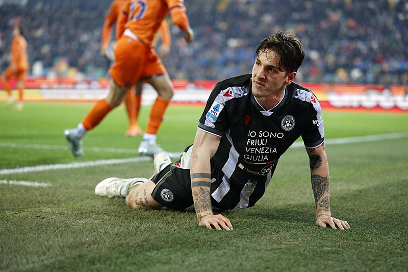 Galatasaray’ın kiralık gönderdiği Nicolo Zaniolo’nun yeni talibi...