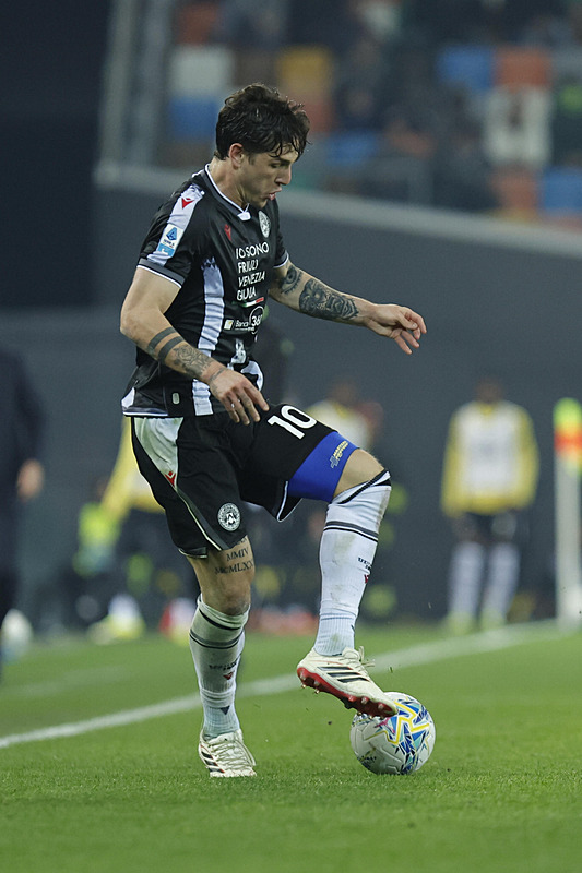 Galatasaray’ın kiralık gönderdiği Nicolo Zaniolo’nun yeni talibi...