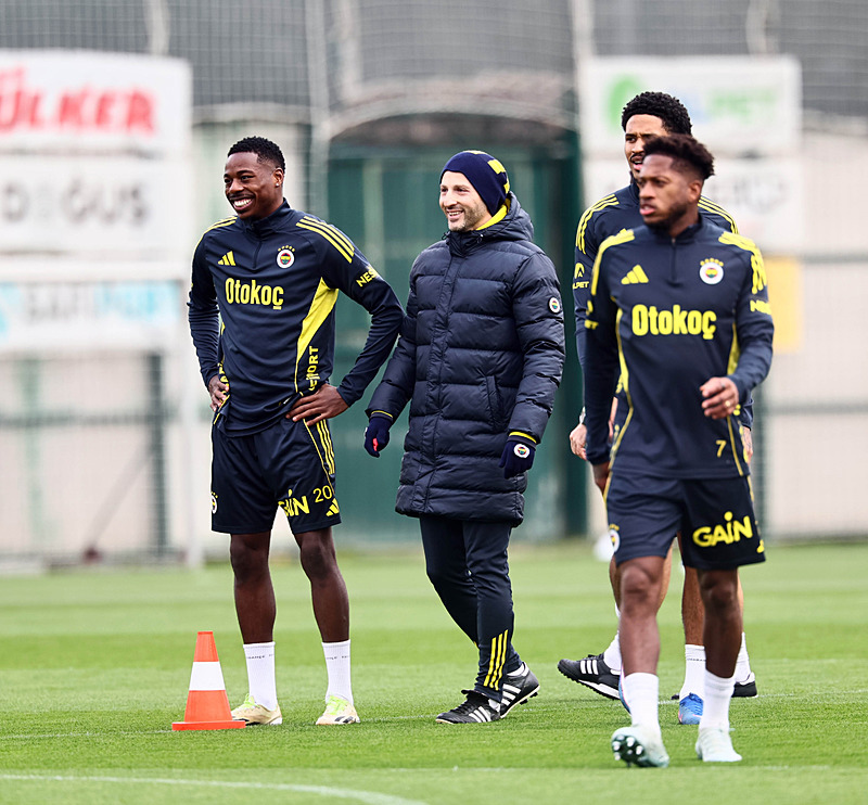 Fenerbahçe’nin ilk golcüsü ABD’den! Transferde sürpriz gelişme