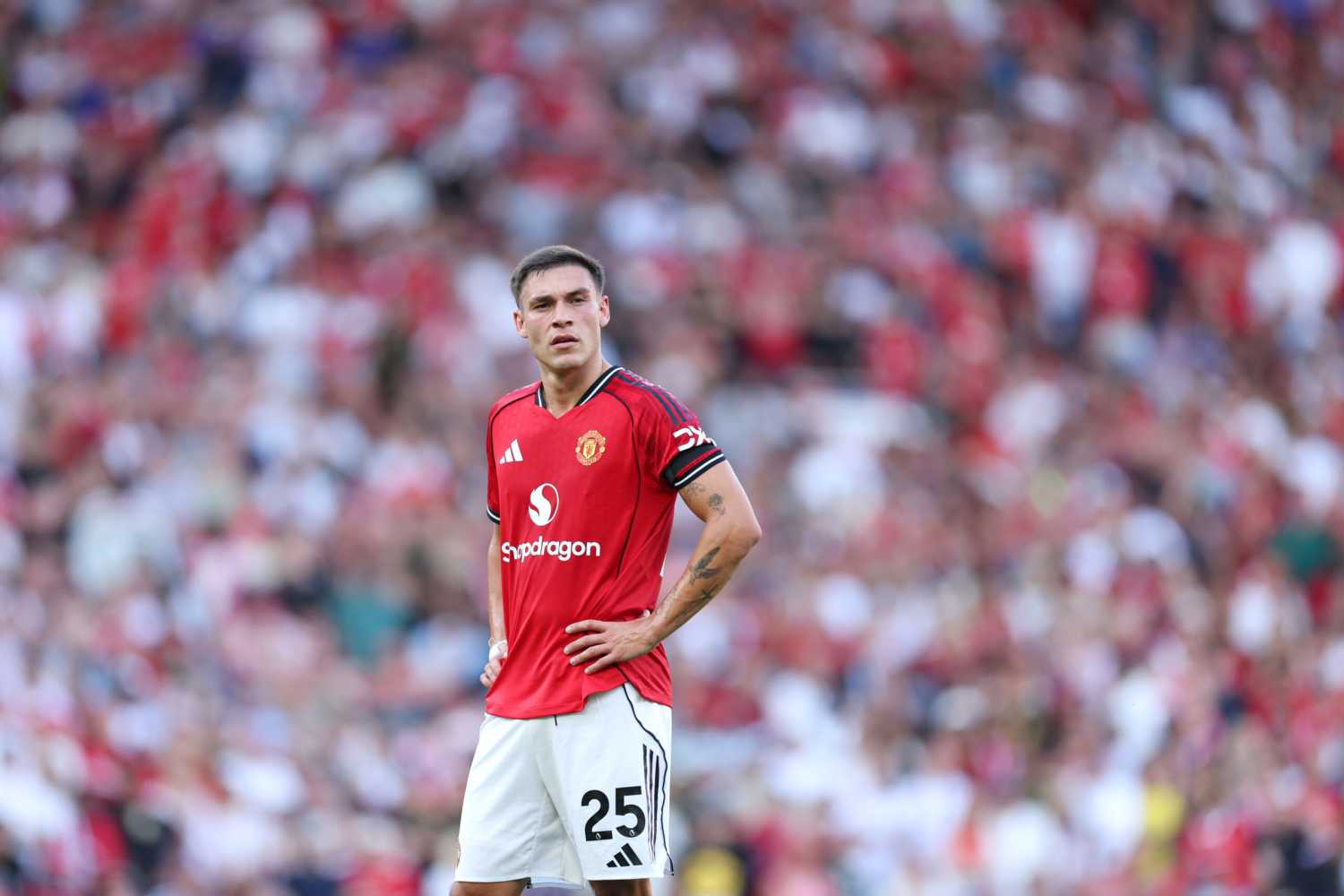 Galatasaray ile yeniden masaya oturdu! Transferde flaş gelişme