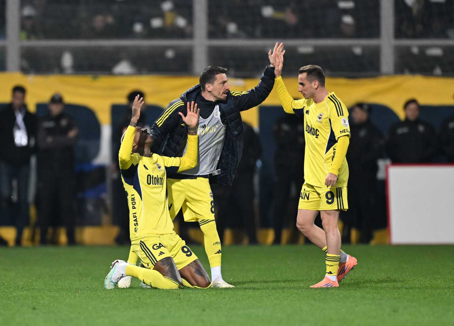 İşte derbi öncesi 10 maddede Fenerbahçe!