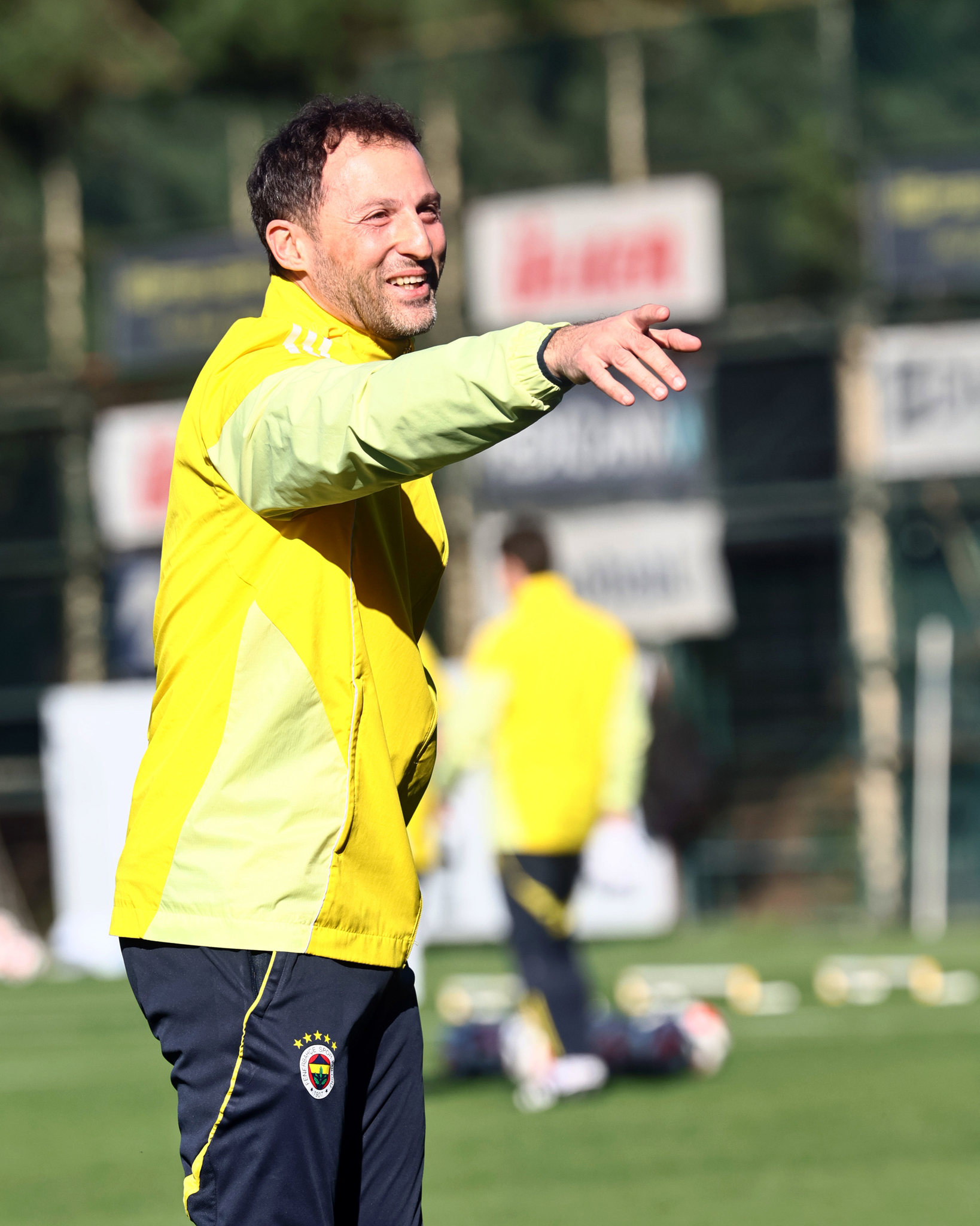 Fenerbahçe’de Sadettin Saran Beşiktaş derbisi için kesenin ağzını açtı!