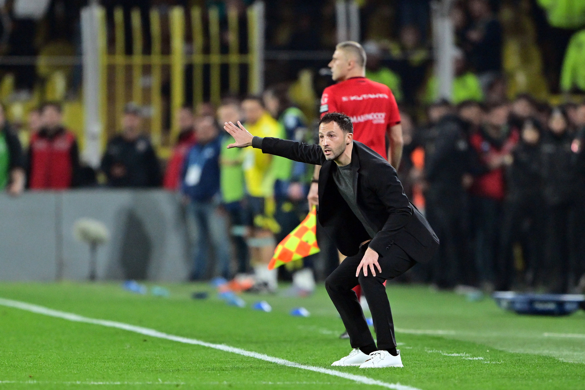 Spor yazarları Fenerbahçe-Beşiktaş maçını yorumladı: Galibiyet esas sorunu unutturmasın!