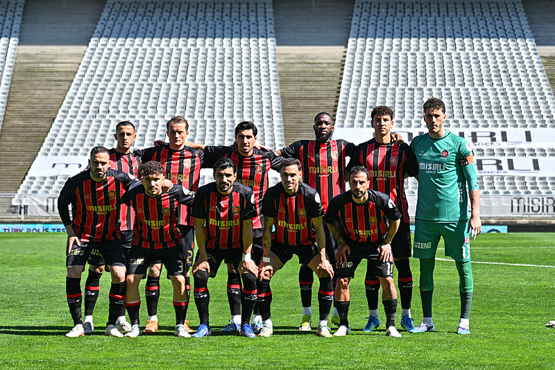 Yapay zekadan derbi sonrası Süper Lig için yeni şampiyonluk tahminleri