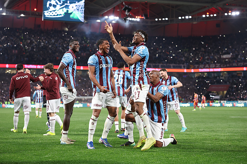 Yapay zekadan derbi sonrası Süper Lig için yeni şampiyonluk tahminleri