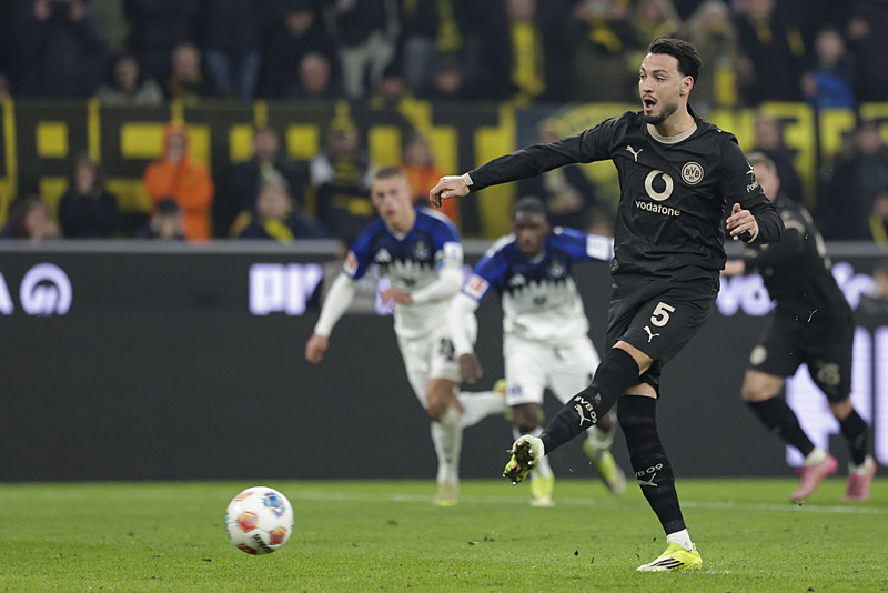 Galatasaray’a transferde müjdeli haber! Borussia Dortmund...