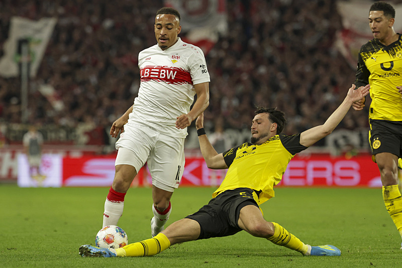 Galatasaray’a transferde müjdeli haber! Borussia Dortmund...