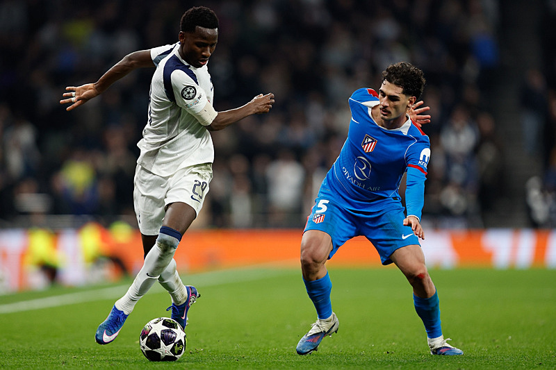 Fenerbahçe’den yıldız isme rekor bedel! Orta sahada revizyon planlanıyor