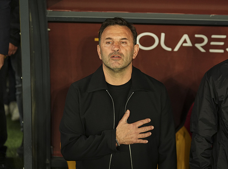 Galatasaray Teknik Direktörü Okan Buruk’a iki talip! Tottenham’ın teklifini reddetmişti