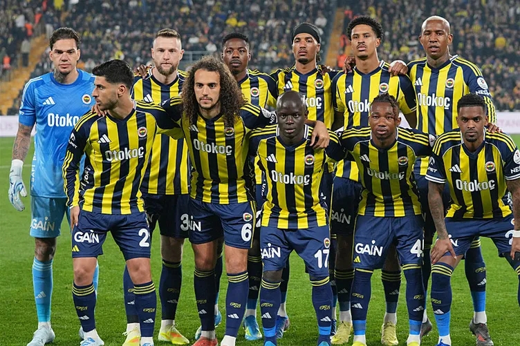 Yapay zekadan şampiyonluk oranlarına dair yeni tahmin! İşte yarışta son durum