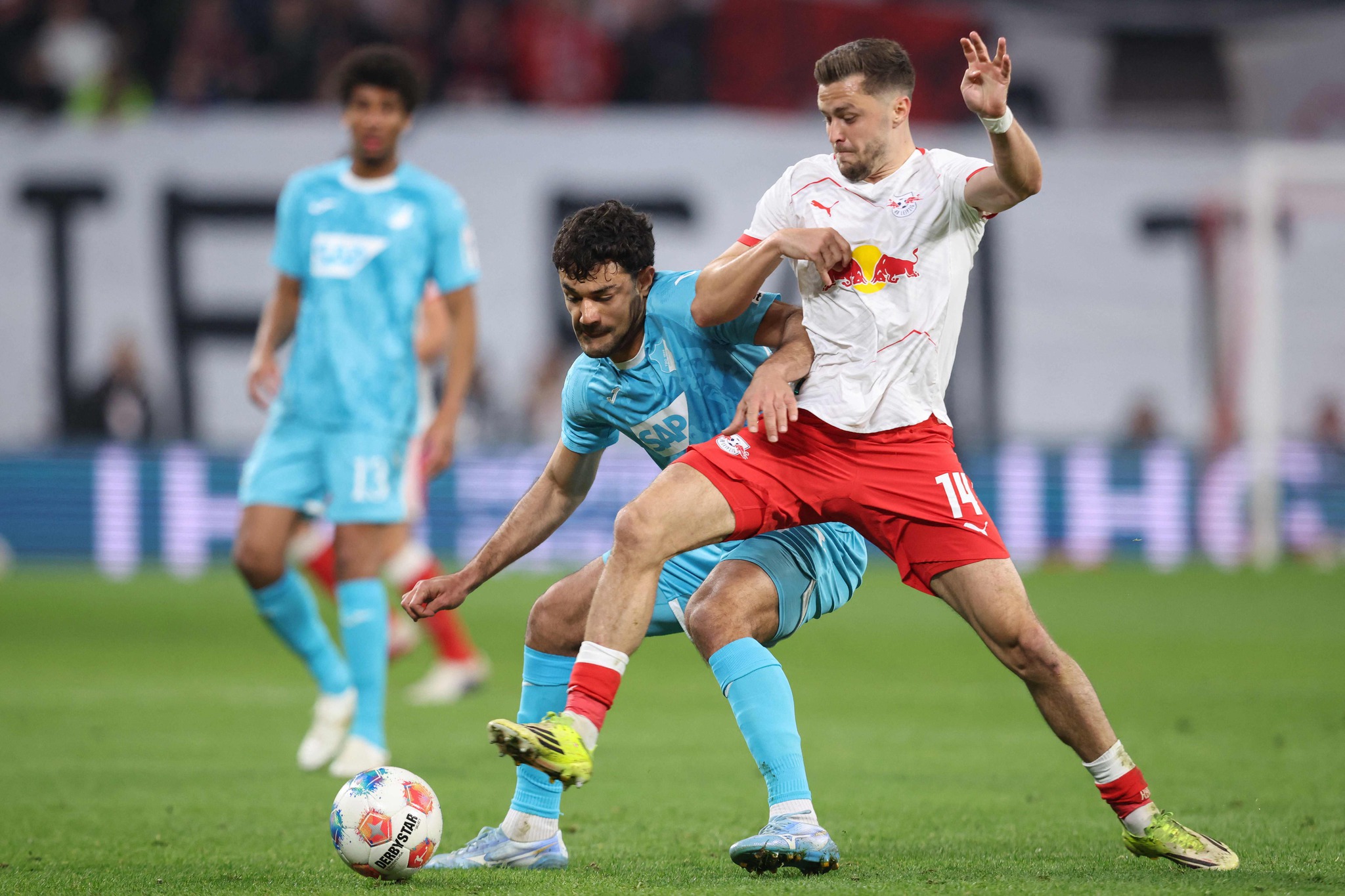 Ve milli yıldız imzayı atıyor! Adı Galatasaray ile anılmıştı