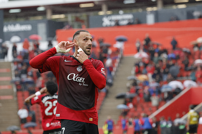 Fenerbahçe’den Vedat Muriqi atağı! Kulübünden kolaylık isteyecek