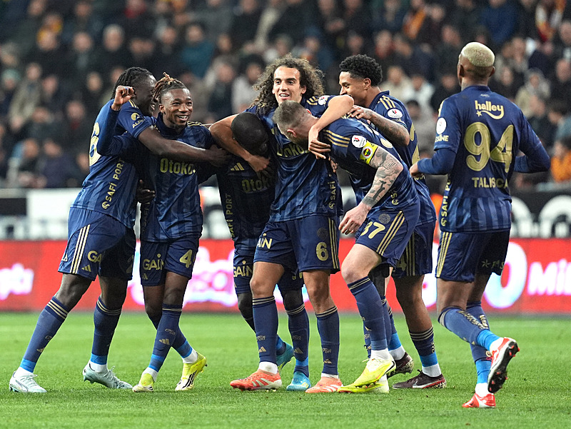 Sadettin Saran’dan tarihi hazırlık! Galatasaray’ın puan kaybı sonrası...