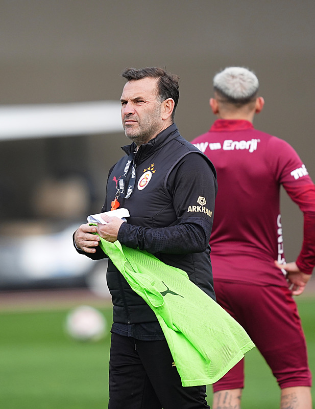 Spor yazarından flaş Galatasaray iddiası! Köstebeğin dili yok artık