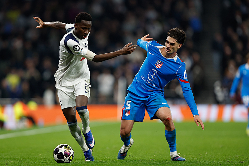 Ezeli rakiplerin transfer yarışı! Fenerbahçe ve Galatasaray...