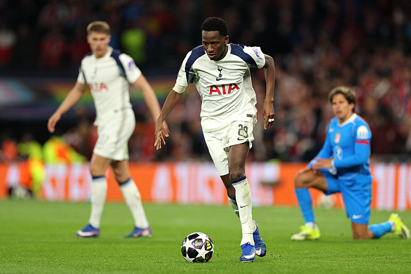 Ezeli rakiplerin transfer yarışı! Fenerbahçe ve Galatasaray...