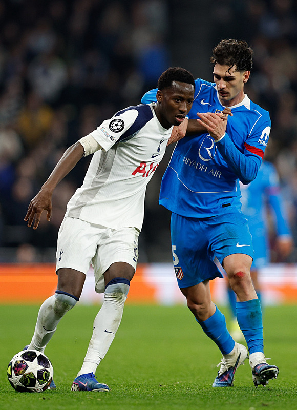 Ezeli rakiplerin transfer yarışı! Fenerbahçe ve Galatasaray...