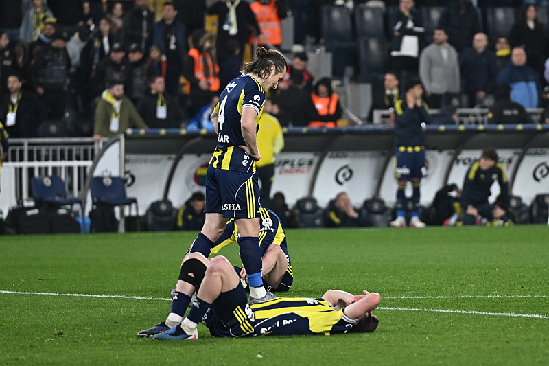 Fenerbahçe lehine verilen penaltıda karar doğru mu? Ahmet Çakar yorumladı