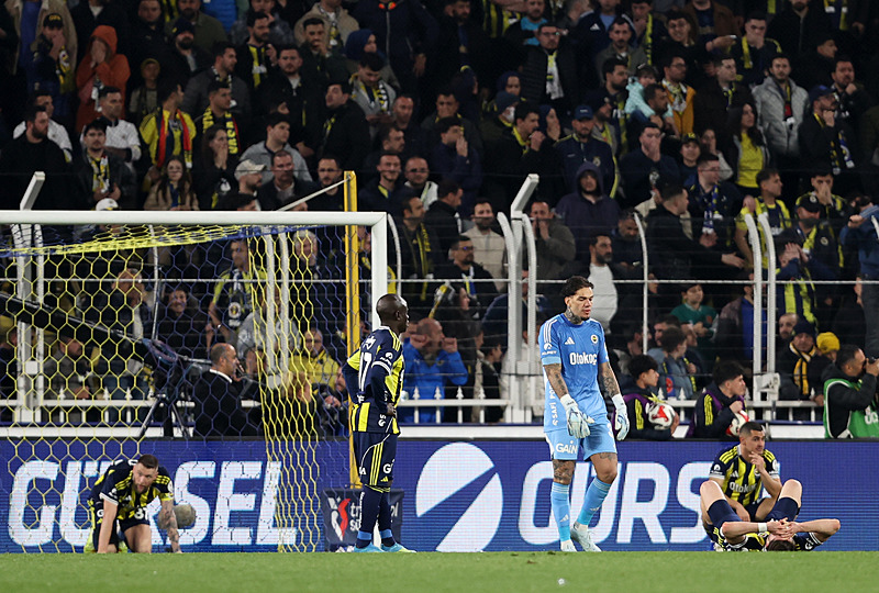 Fenerbahçe lehine verilen penaltıda karar doğru mu? Ahmet Çakar yorumladı