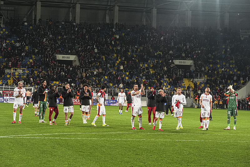 Galatasaray’dan stoper harekatı! İşte o isim