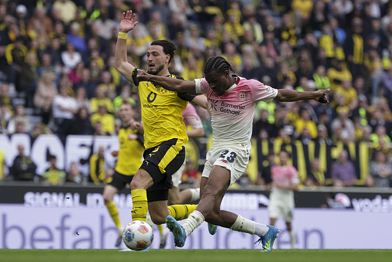 Galatasaray’dan stoper harekatı! İşte o isim