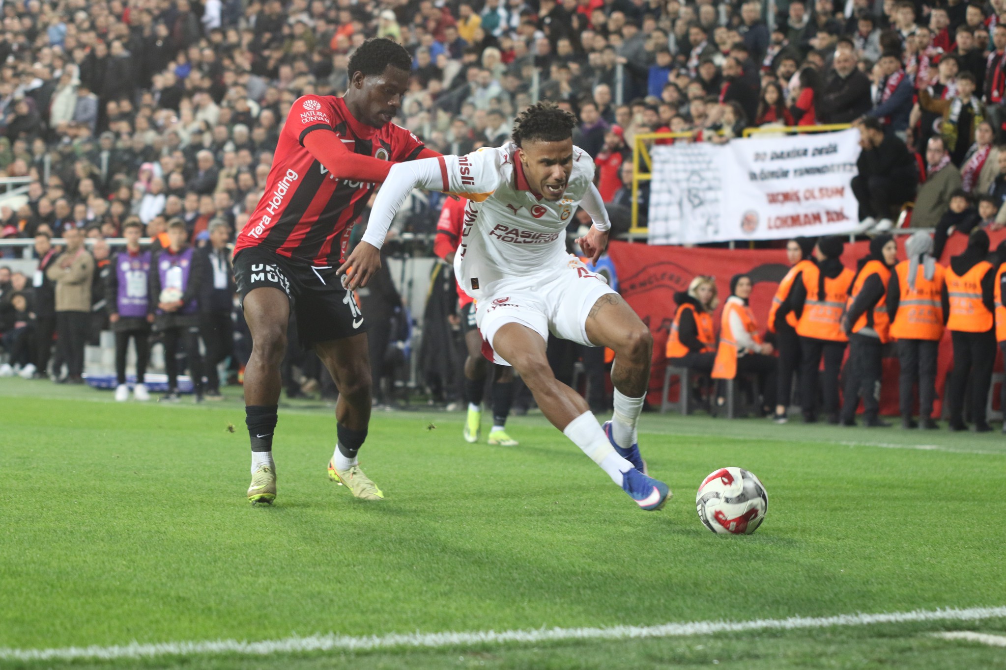 Spor yazarları Natura Dünyası Gençlerbirliği-Galatasaray maçını yorumladı!