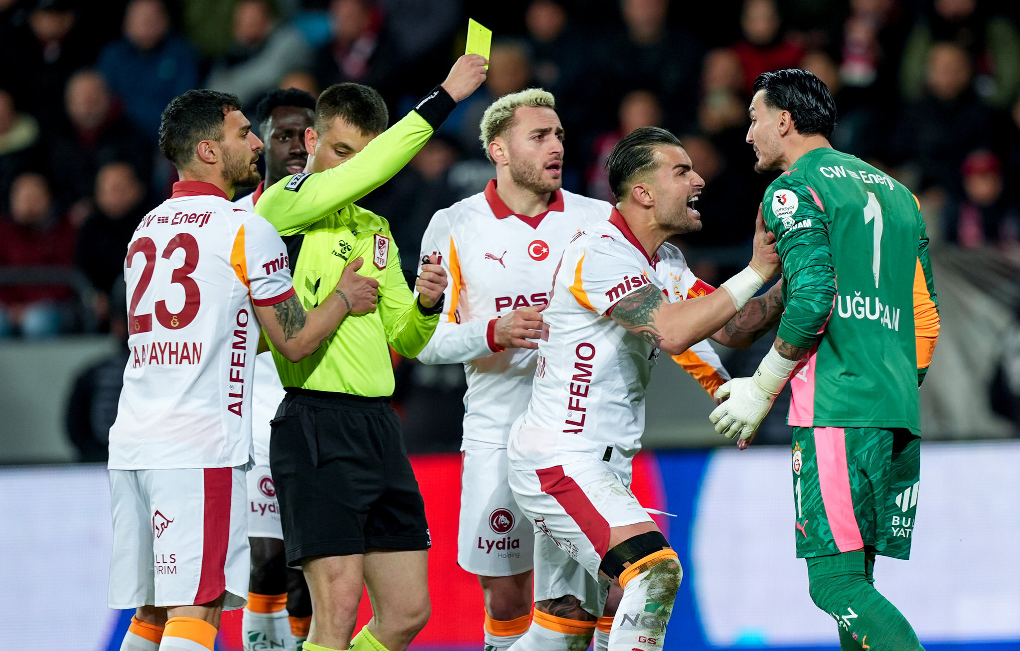 Spor yazarları Natura Dünyası Gençlerbirliği-Galatasaray maçını yorumladı!