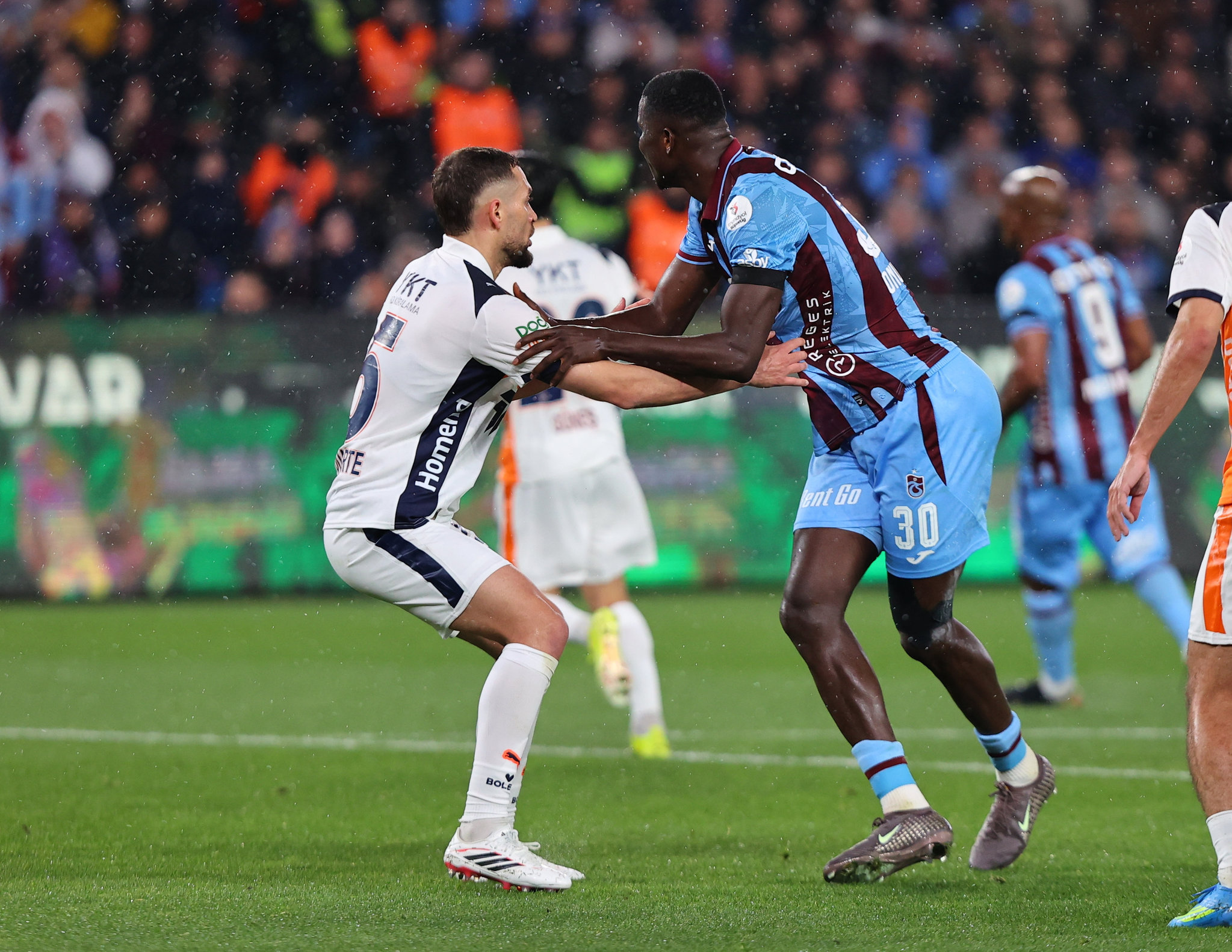 Spor yazarları Trabzonspor-RAMS Başakşehir maçını değerlendirdi!