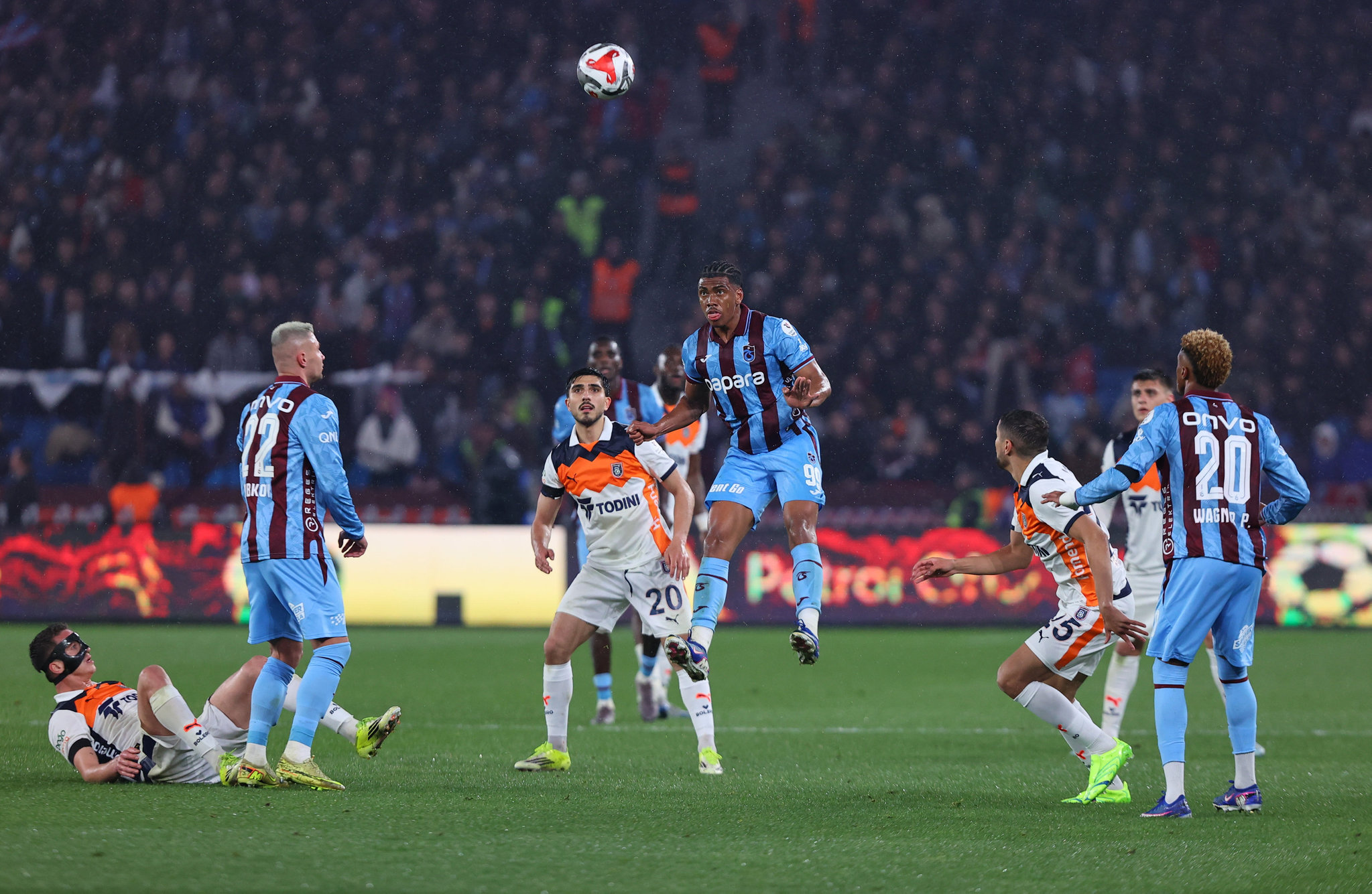 Spor yazarları Trabzonspor-RAMS Başakşehir maçını değerlendirdi!