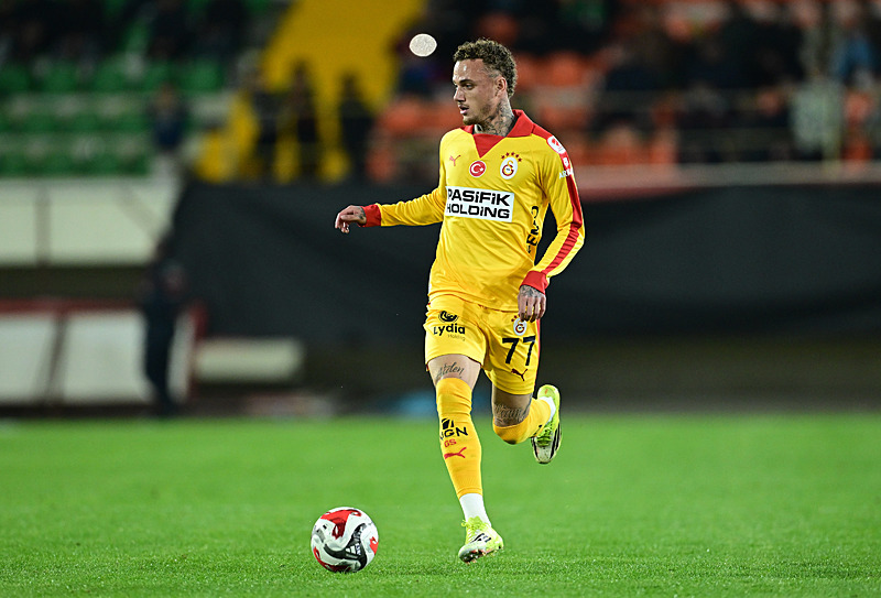 Galatasaray Lang’ın bonservisini alacak mı? İtalyan basınından flaş iddia